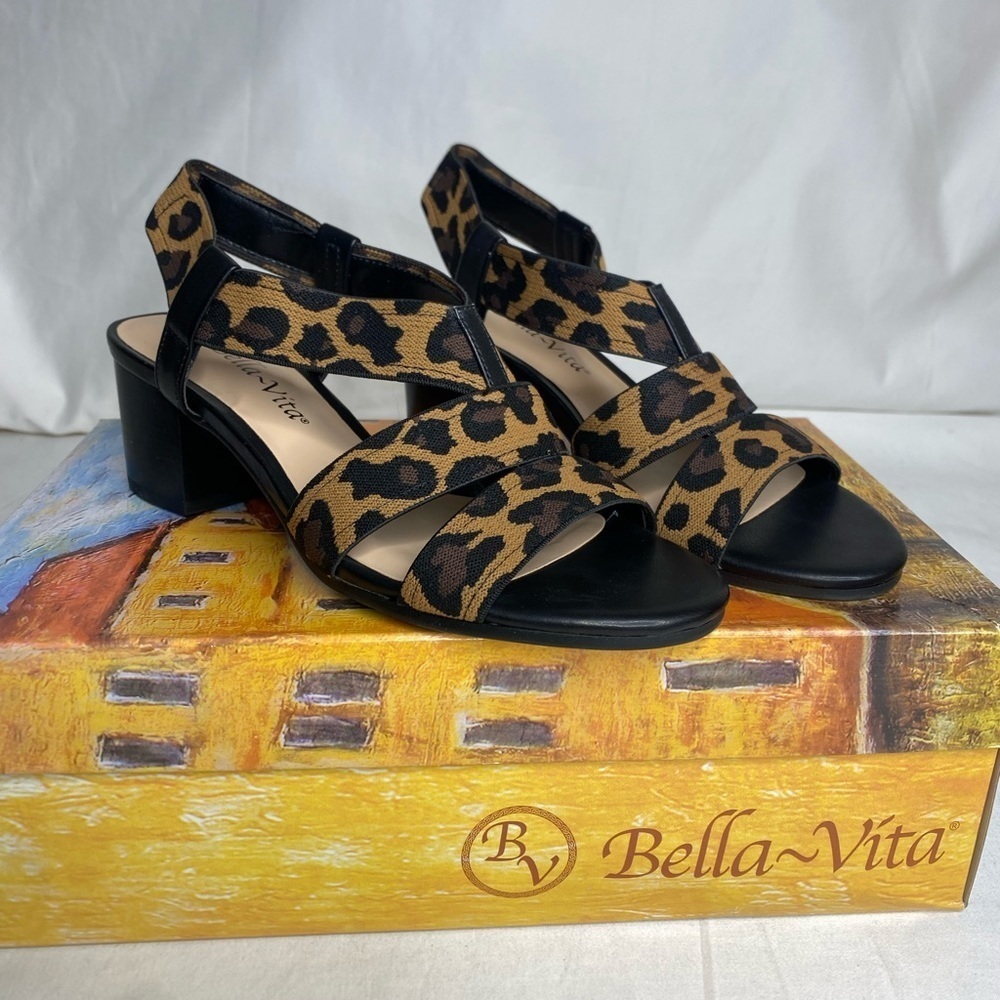 Bella Vita Womens Leopard Jodi Stretch Sandals US 6.5M New Open Toe Shoes - Picture 4 of 10